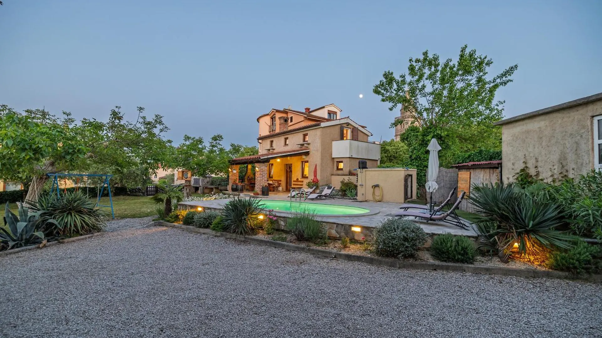 Villa Ivona With Pool Poljice